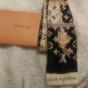 Louis Vuitton Bandeau